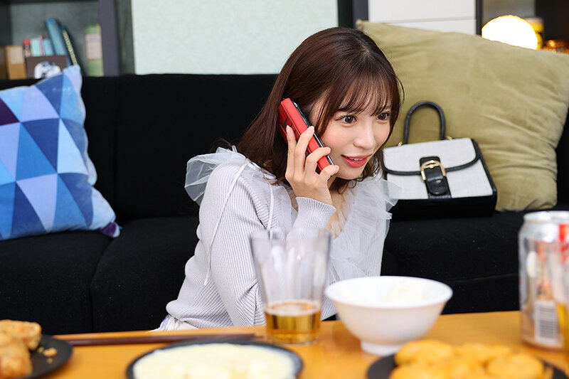 【VR】【8K VR】信頼していた会社の先輩に裏切られ絶望堕ち中出しされ続ける美人OL 小那海あやのサンプル画像3